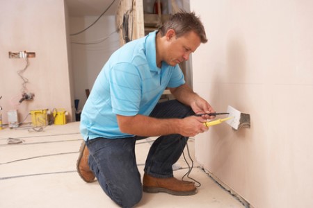 Why you should avail the services of paris electricians